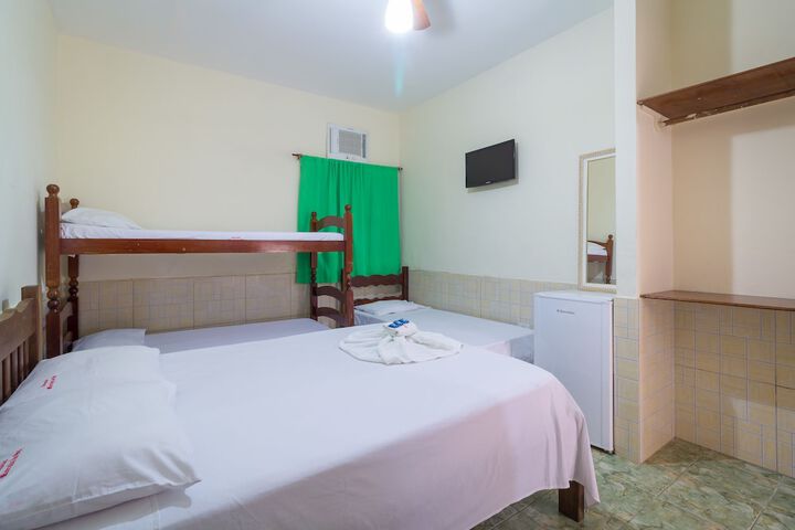 Room 11 of 23
