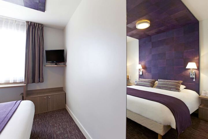 Room 13 of 29