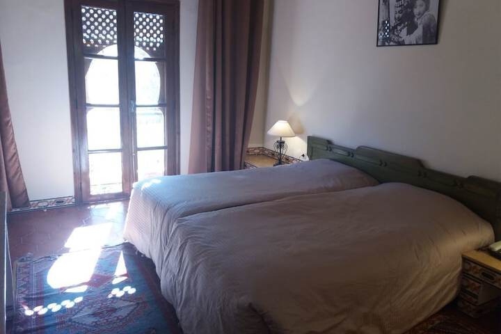 Hotel Entry