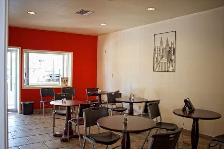 Breakfast/Coffee Service 25 of 41