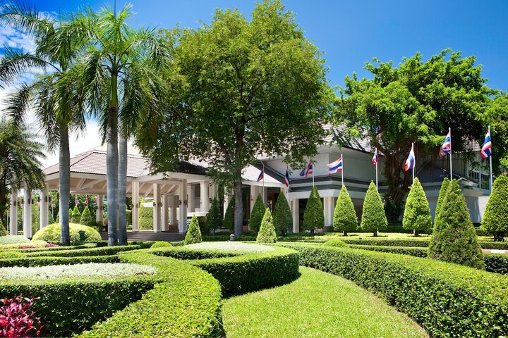 Hotel Exterior 124 of 141