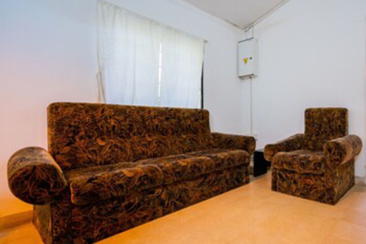 Ballroom/Hall 11 of 26