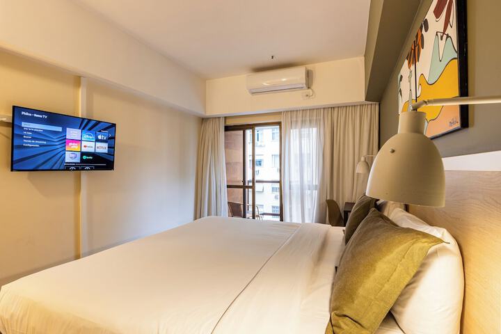 Room 12 of 43