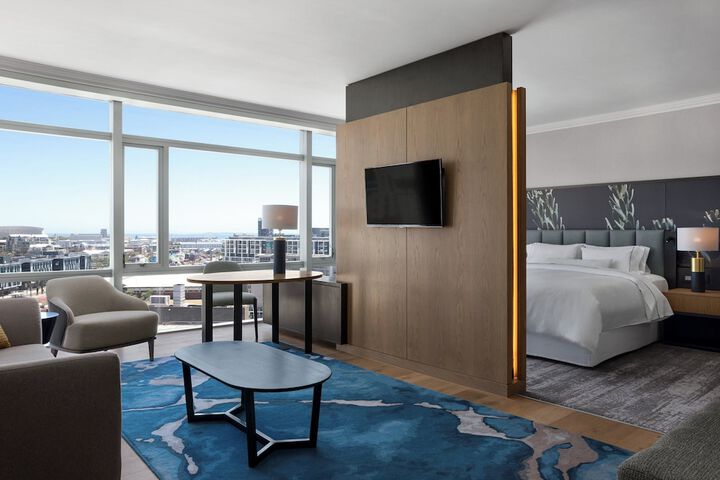 Room 27 of 143