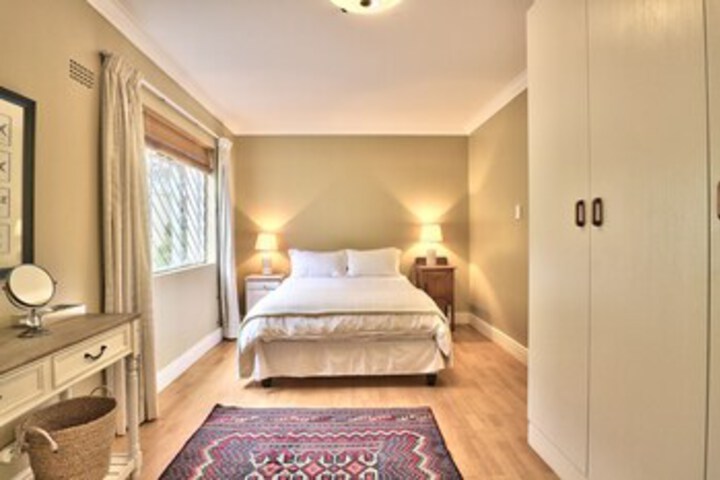 Room 28 of 132