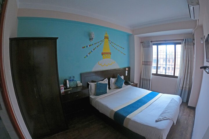 Room 16 of 35