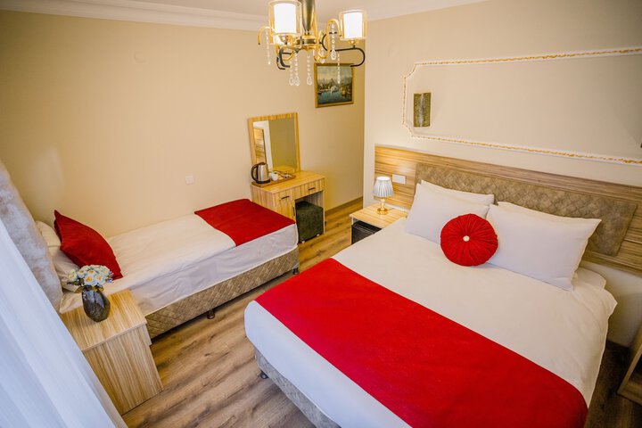 Room 5 of 34