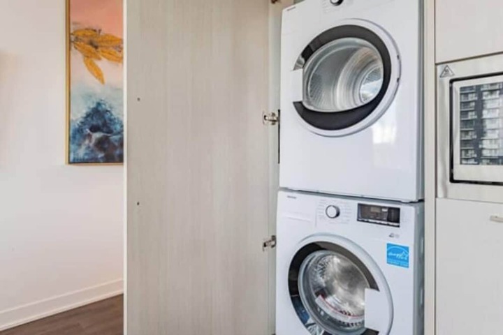 Laundry 216 of 273
