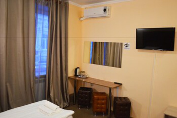 Room 14 of 20