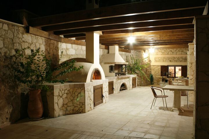 Terrace/Patio 16 of 32