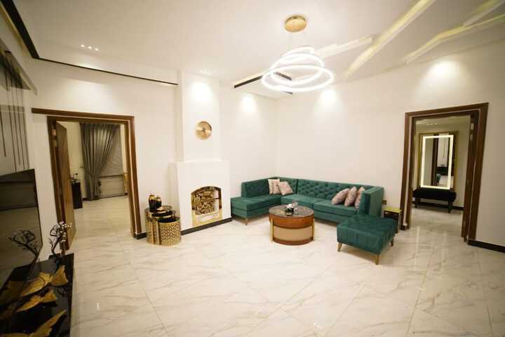 Room 35 of 54