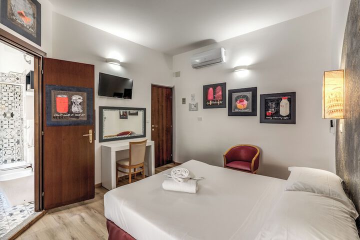 Room 72 of 121