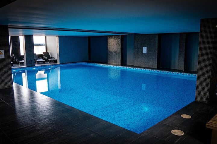 Pool 23 of 44