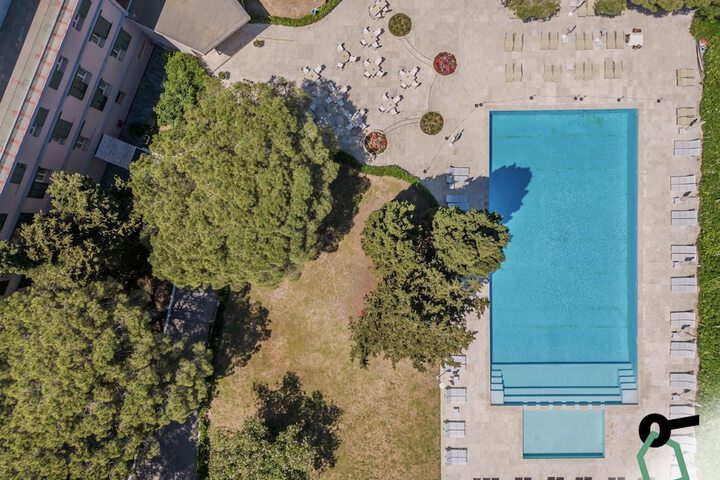 Pool 18 of 59