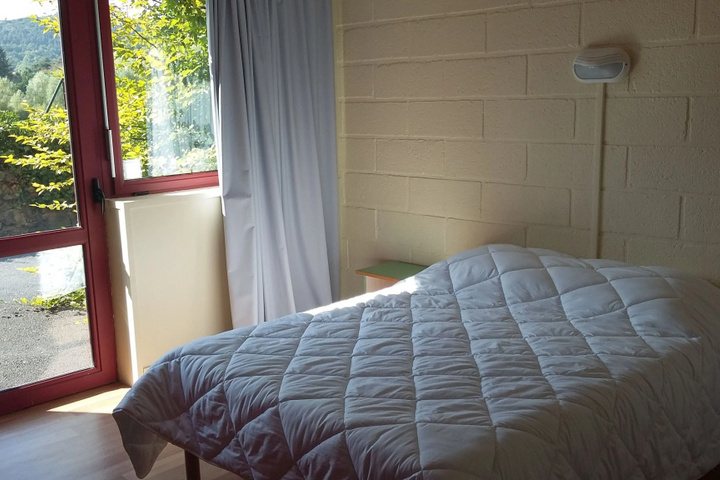 Room 2 of 18