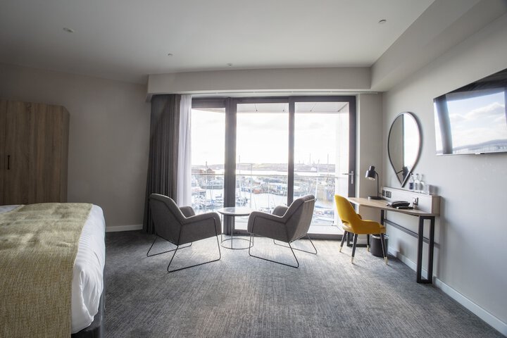 Room 12 of 44