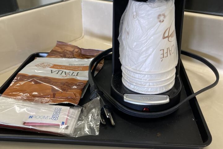 Breakfast/Coffee Service 8 of 15