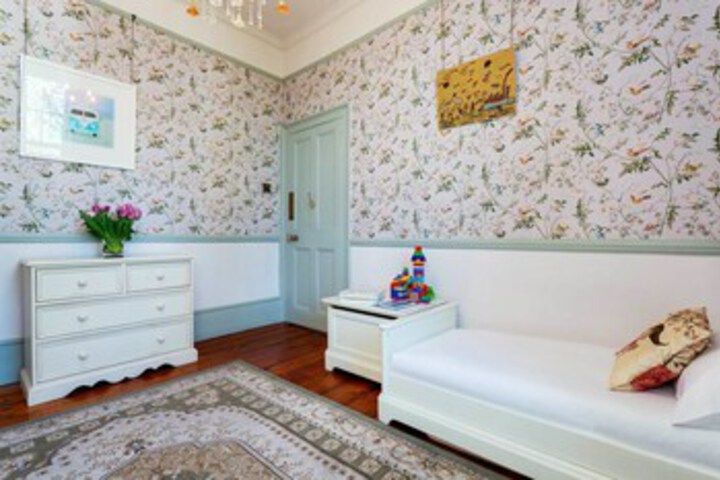 Room 7 of 26