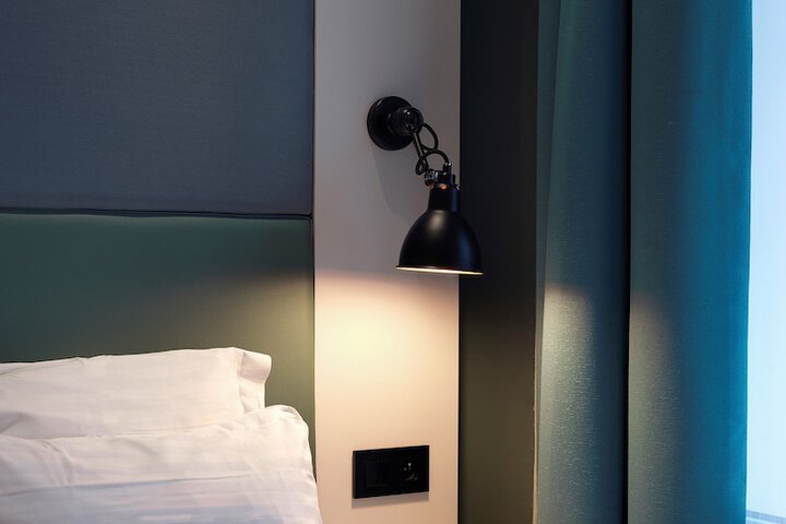 Room 35 of 41