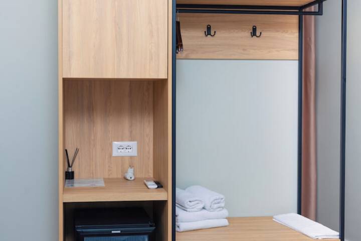 Room 31 of 84