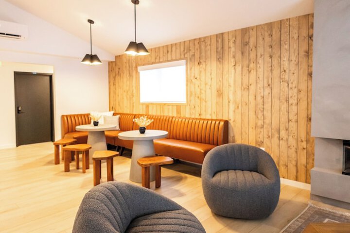 Hotel Interior 10 of 172