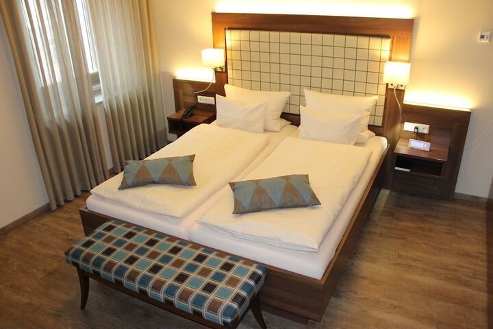 Room 8 of 46