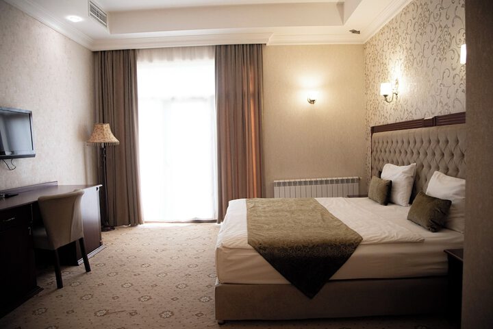 Room 28 of 71