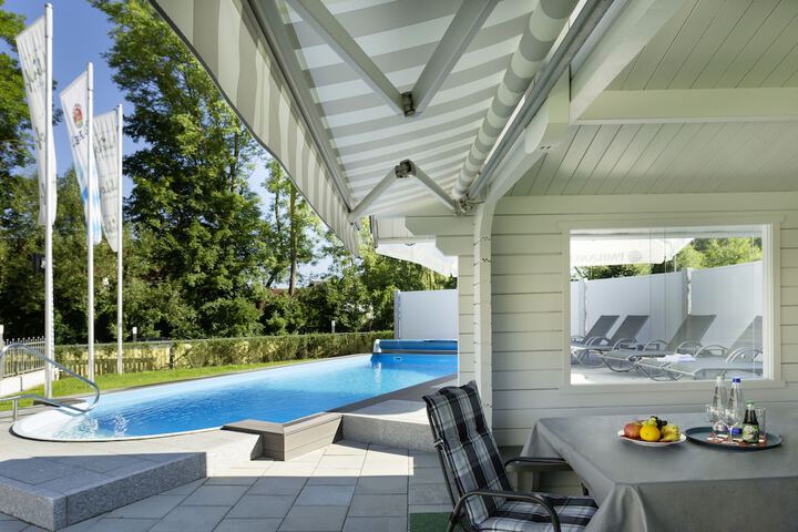 Sundeck 38 of 39