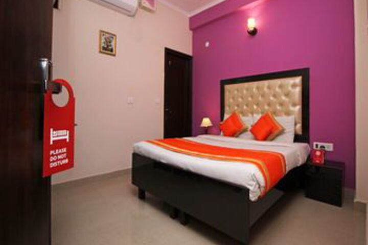 Room 4 of 21