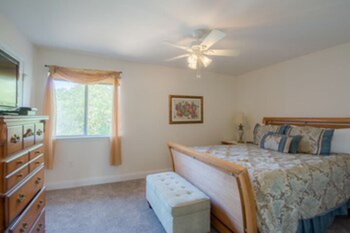 Room 16 of 16