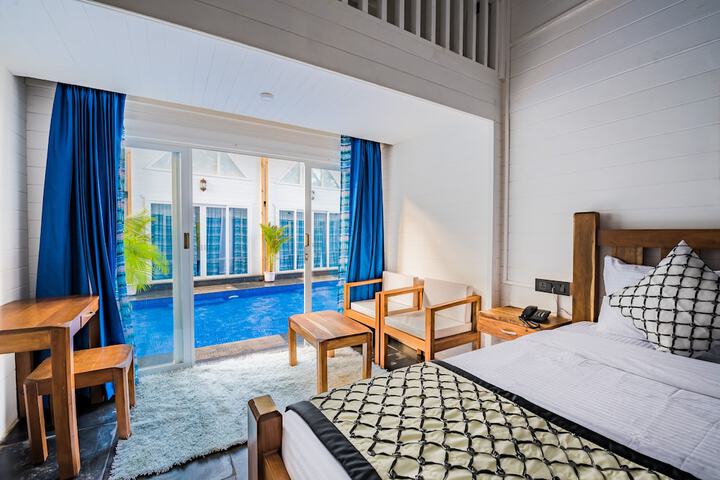 Room 5 of 19