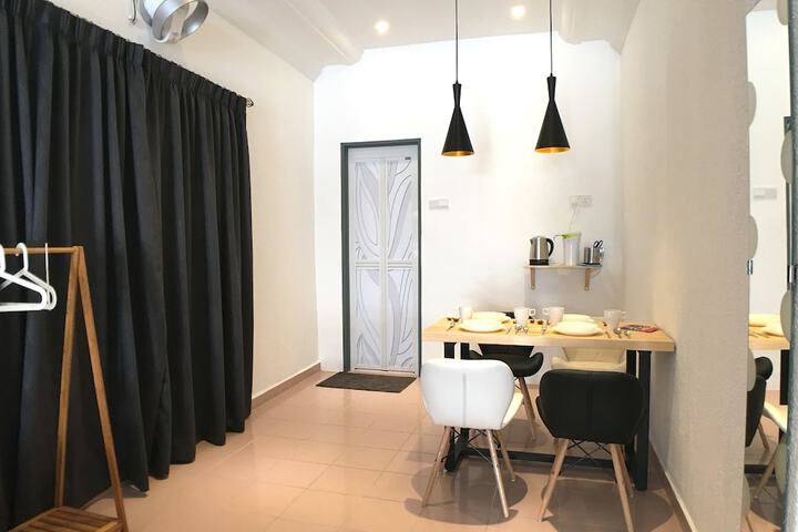 Room 20 of 38
