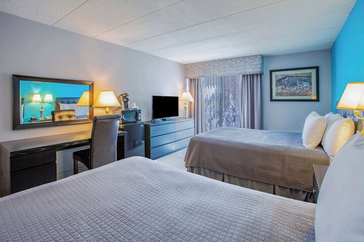 Room 16 of 48