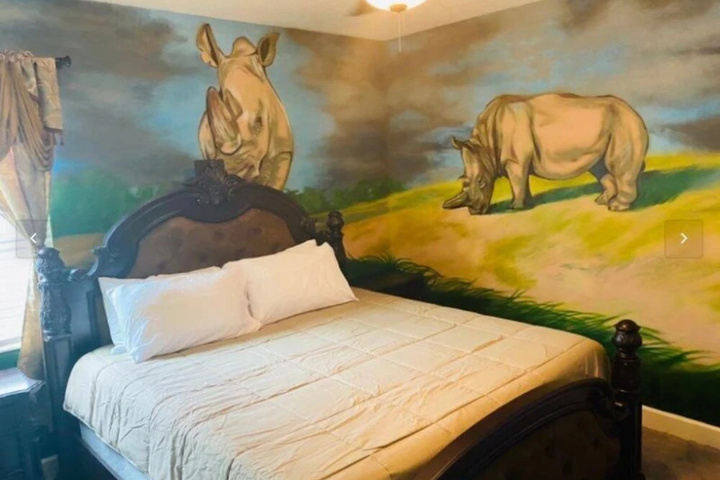 Room 5 of 15