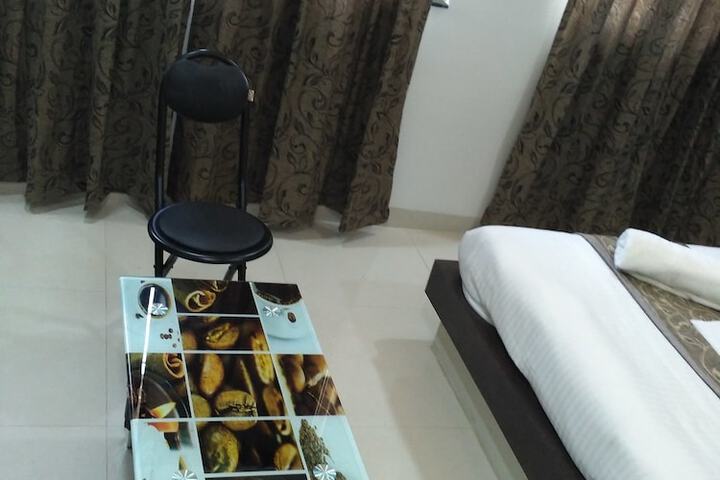 Room 15 of 35