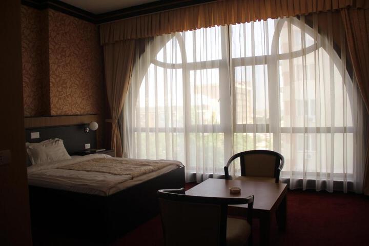 Suite Room
