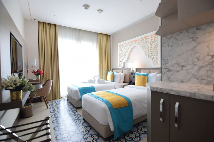 Room 14 of 43