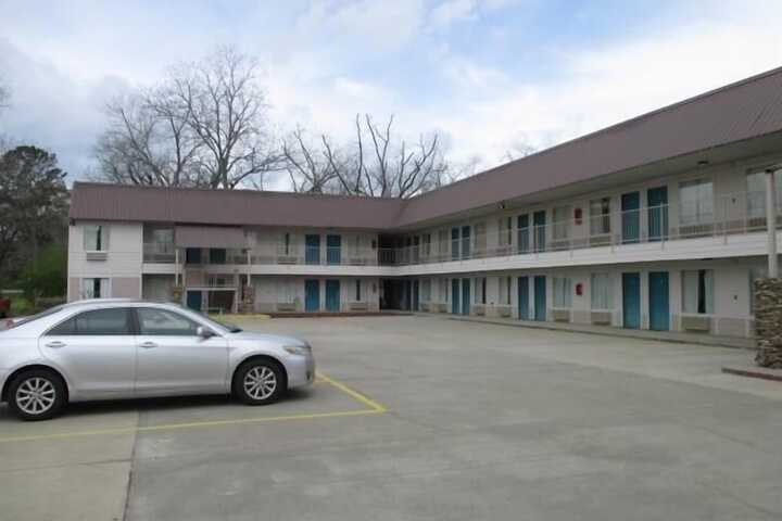 Royal Inn Taylorsville