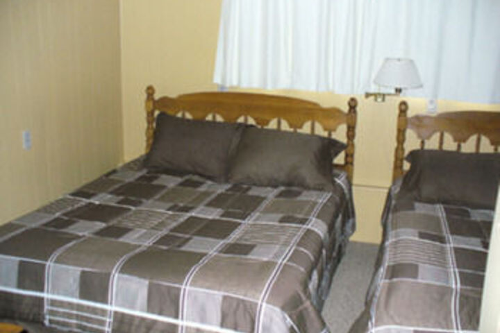 Room 5 of 15