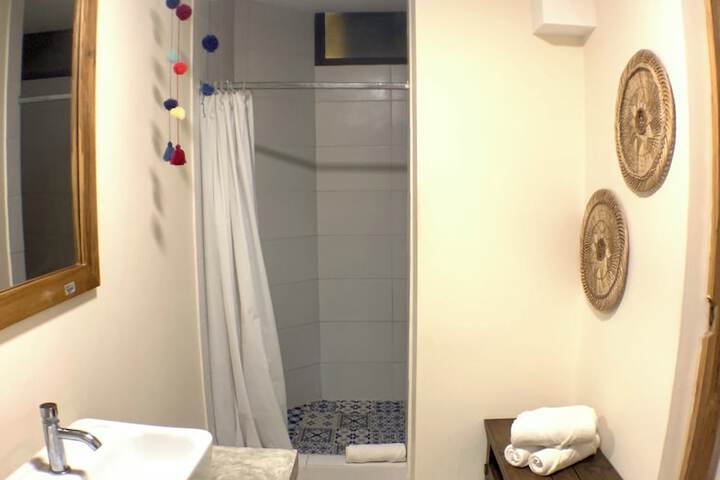 Room 14 of 35