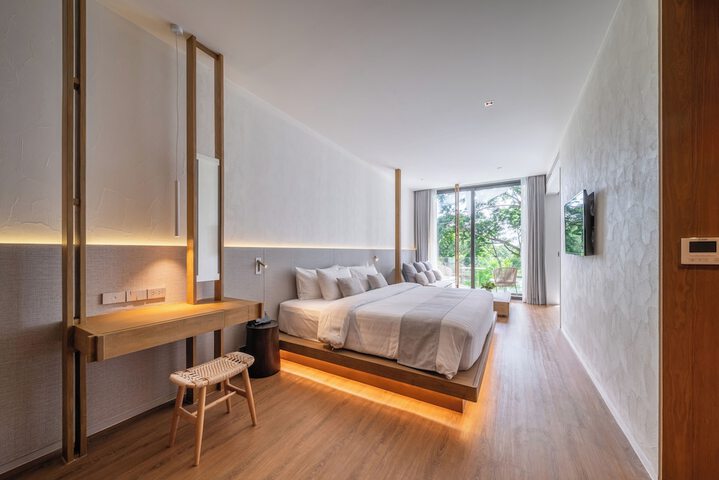 Room 51 of 150