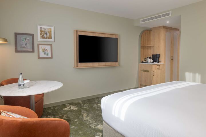 Room 25 of 75