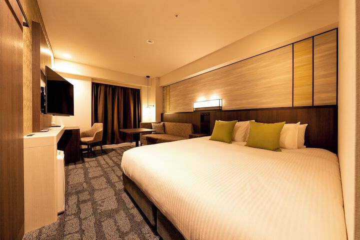 Room 17 of 120