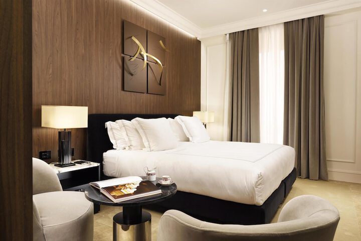 Room 21 of 52