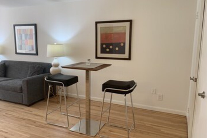 Room 15 of 37