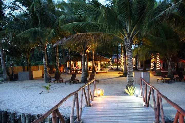 Photo of Coopers Beach Resort