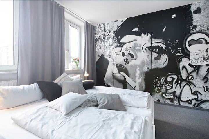 Room 20 of 51