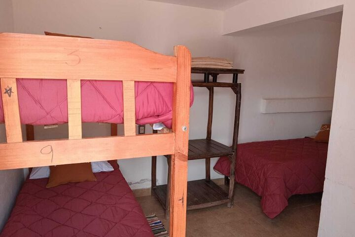 Room 2 of 32