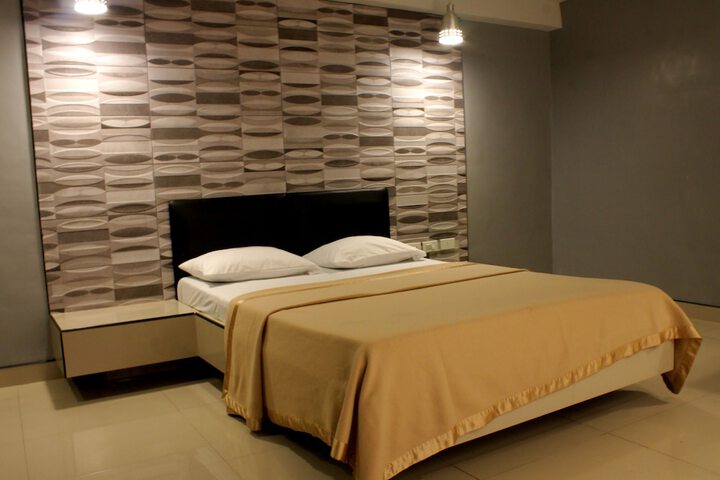 Room 5 of 26