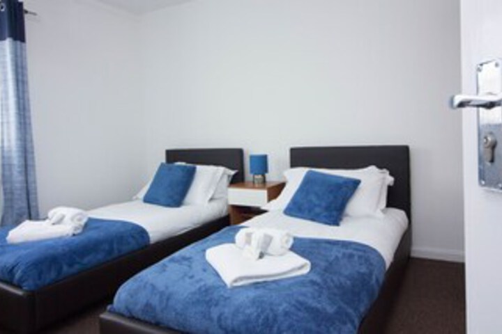 Room 9 of 27